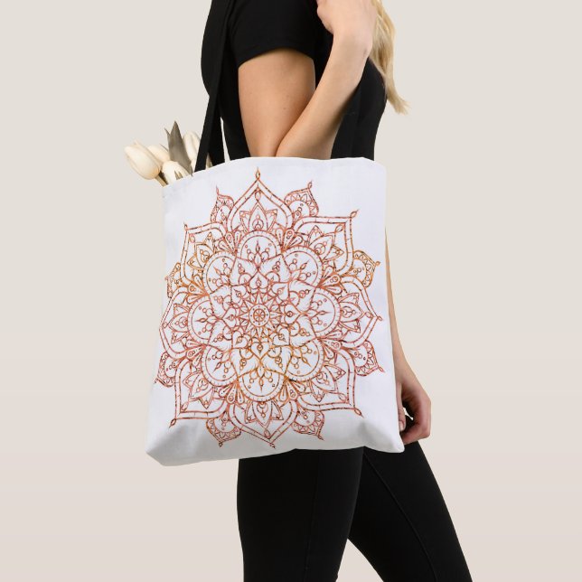 Tote Bag Mandala rose et orange sur Glam blanc (De près)