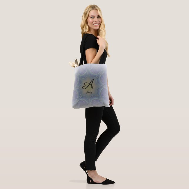 Tote Bag Monogramme A (Sur le modèle)
