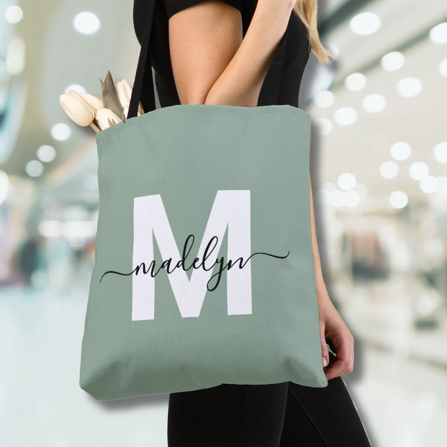 Tote Bag Monogramme de nom en écriture moderne vert sauge (Sage Green Modern Script Name Monogram Tote Bag)