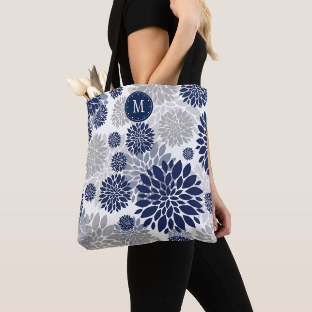Tote Bag Monogramme floral gris bleu marine (De près)