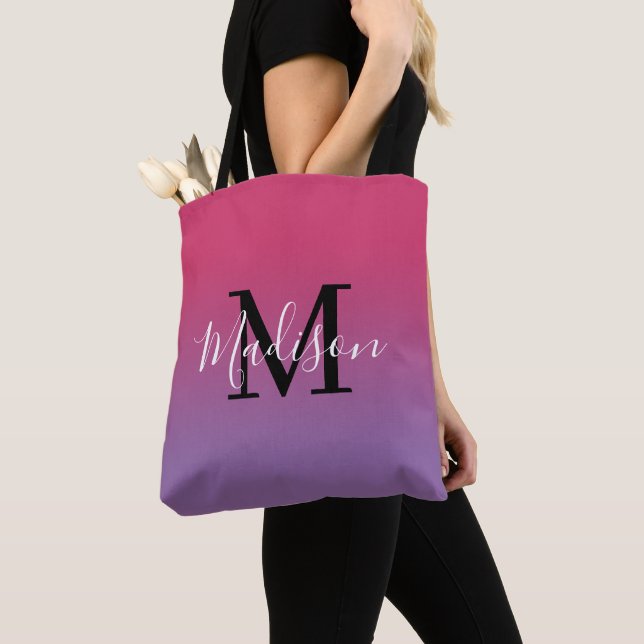 Tote Bag Monogramme moderne Nom Pink to Purple Gradient (De près)