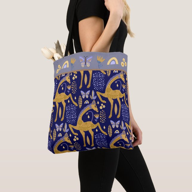 Tote Bag Motif Boho Giraffe Or Bleu (De près)