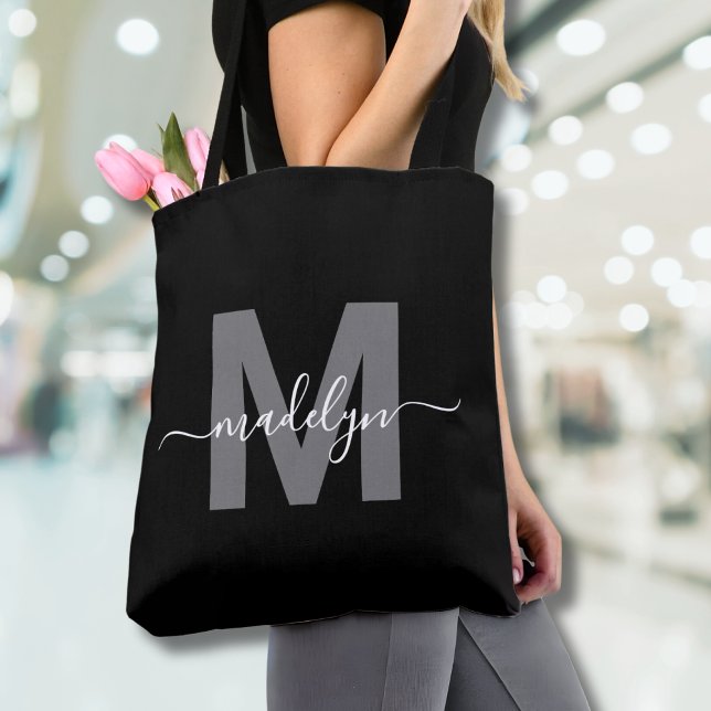 Tote Bag Noir tendance moderne nom de script Monogram (Black Trendy Modern Script Name Monogram Tote Bag)