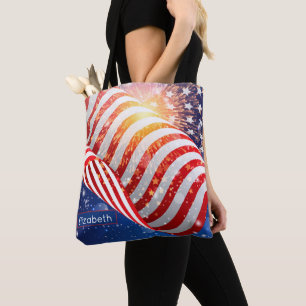 Tote Bag Nom, Drapeau vibrant ondoyant et feux d'artifice s