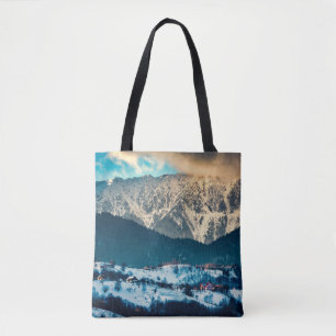 Tote Bag Paysage d'hiver dans la montagne des Carpates. Bra