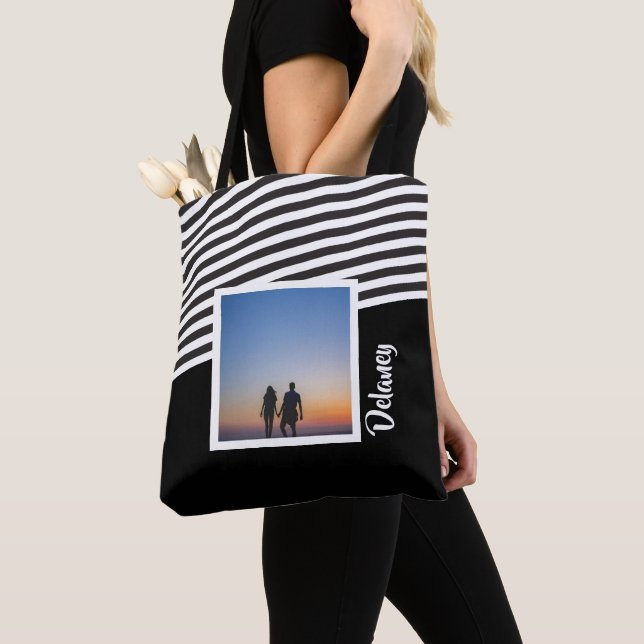 Tote Bag Photo personnalisée en noir et Motif rayé (De près)