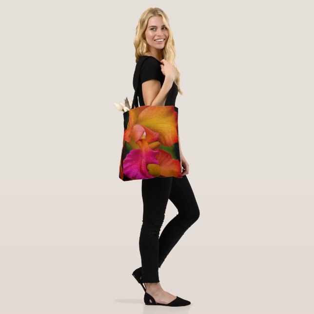 Tote Bag Portrait de l'orchidée de Cattleya (Sur le modèle)