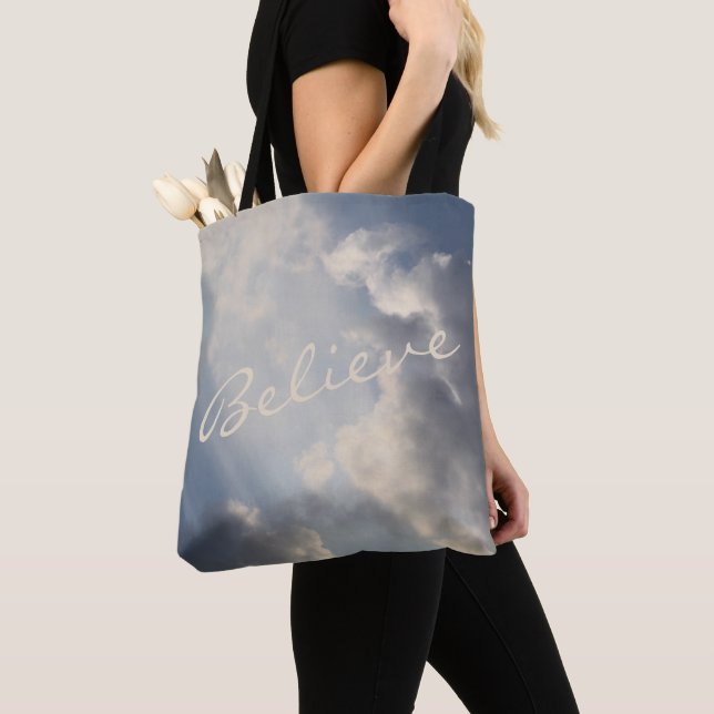 Tote Bag Poutres de soleil nuages blancs Inspiration Croire (De près)