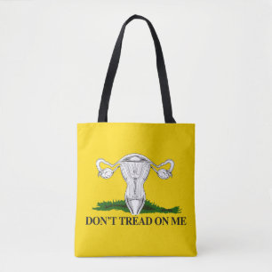 Tote Bag Pro-Choice Ne marchez pas sur mon drapeau Uterus