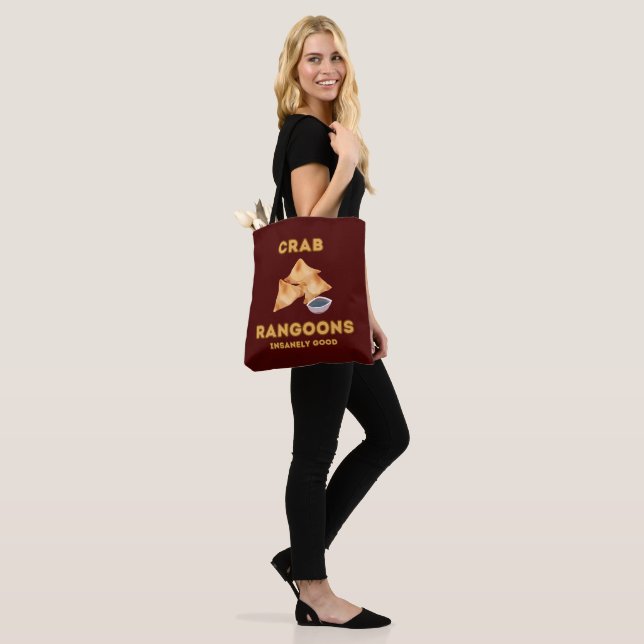 Tote Bag Rangoon de crabe délirant (Sur le modèle)