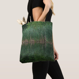Tote Bag Réflexions De Cattail En Étang