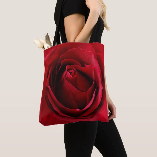Tote Bag rouge-foncé s'est levé (De près)