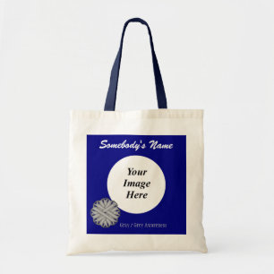 Tote Bag Ruban de fleurs grises Modèle par Kenneth Yoncich