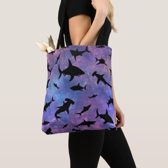 Tote Bag Simple requin mâchoires baleine motif de galaxie o (De près)