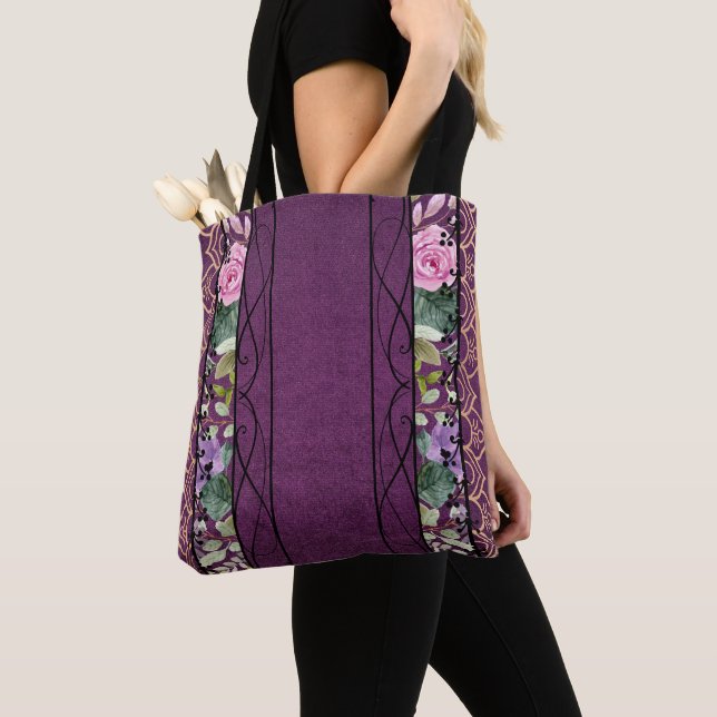 Tote Bag Tapisserie vintage en velours victorien violet (De près)