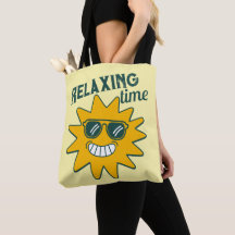 Temps de détente soleil avec lunettes de soleil