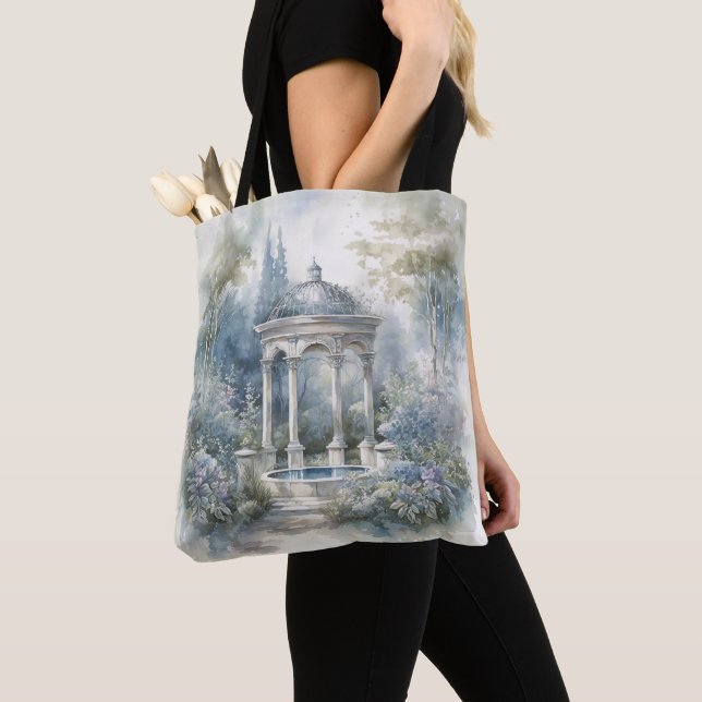 TOTE BAG TRANQUIL PASTEL WATERCOLOR GARDEN SCÈNE (De près)