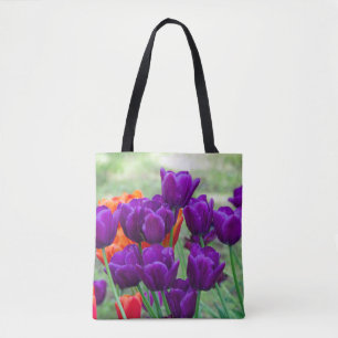 Tote Bag Tulipes violettes foncées par une journée ensoleil