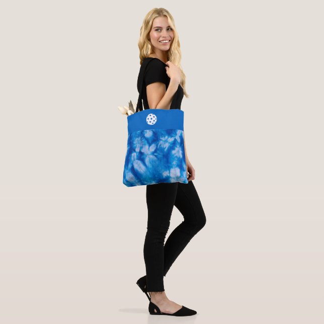Tote Blue Tie Dye Bag (On Model)