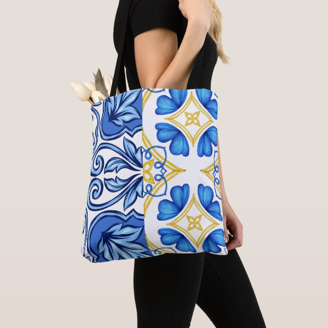 Tote with Portuguese tiles (Close Up)