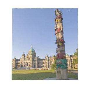 Totem pole at the Parliament building in Notepad