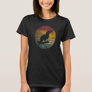 Toucan Bird Tropical Beach Gif Retro Style Vintage T-Shirt