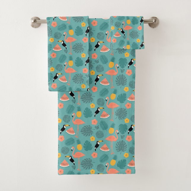 Toucans and Flamingos Bath Towel Set (Insitu)