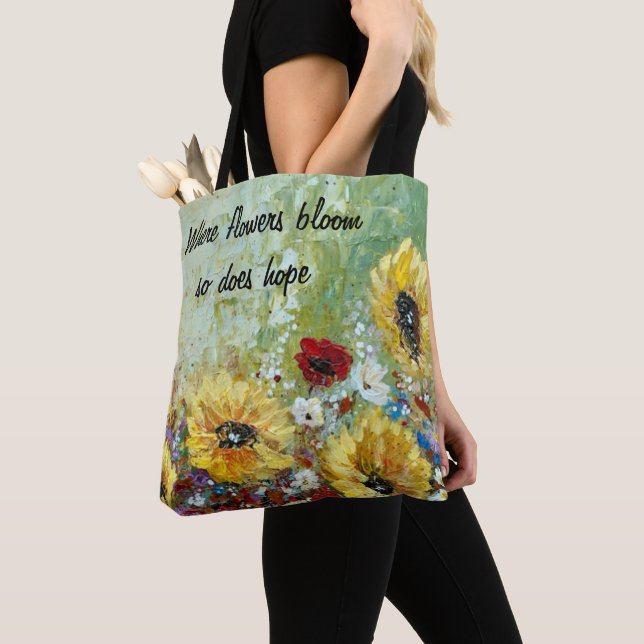 Tournesols de sac fourre-tout (De près)