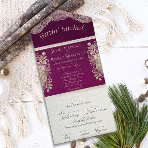 Tout En Un Invitation Ruban et dentelle Gettin' Hitched - prune