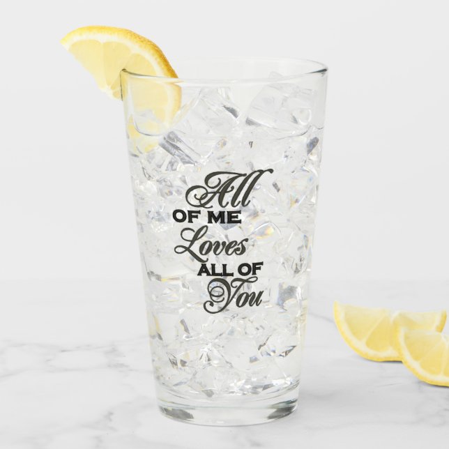****TOUT LE MONDE M'AIME TOUS**** AIME LE VERRE (Devant glace)