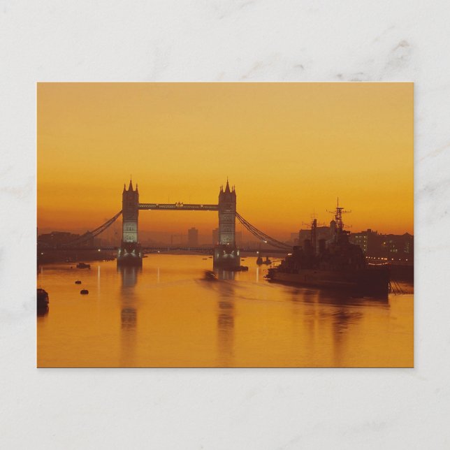 Tower Bridge at dawn Postcard (Front)