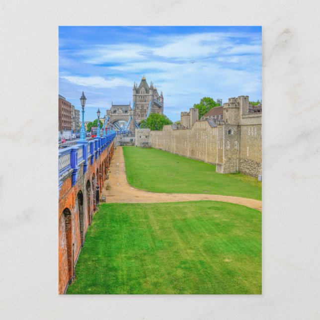Tower of London, London UK Postcard (Front)