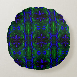 Traços azuis 'flutuando' sobre fundo verde. round pillow