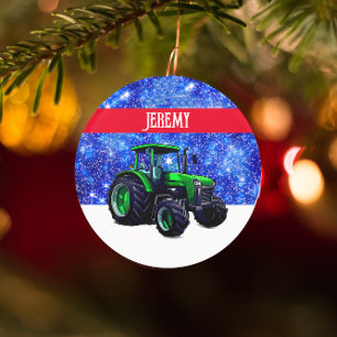 Tracteur vert moderne sur bleu