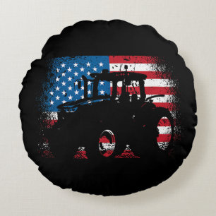 Tractor USA Flag design for Patriotic Farmer Round Pillow