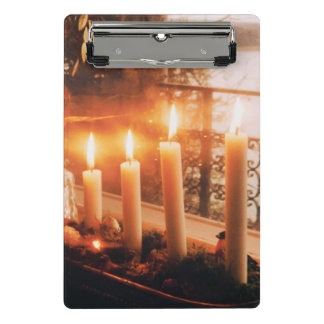 Traditional Advent Wreath with Candles  Mini Clipboard