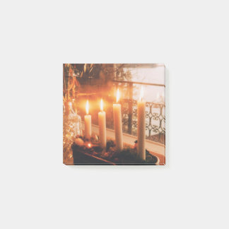 Traditional Advent Wreath with Candles  Post-it Notes