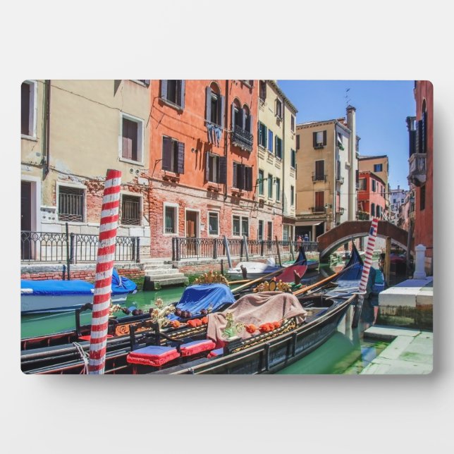 Traditional gondola in Venice Plaque (Front)