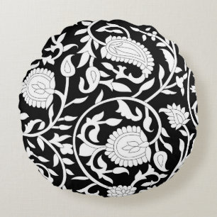 Traditional indian paisley pattern on black and wh round pillow