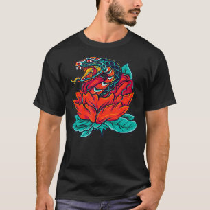 Traditional Japanese Tattoo  Cobra Snake Viper  T-Shirt