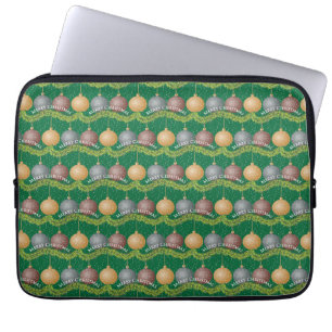 Traditional Merry Christmas green ball ornaments Laptop Sleeve