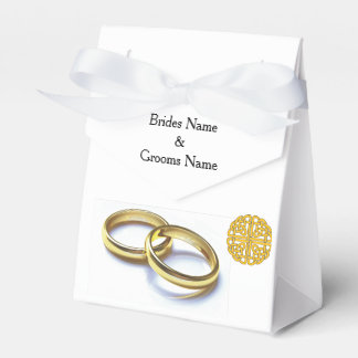 Traditional Scottish and Celtic Wedding Ring Theme Favor Box