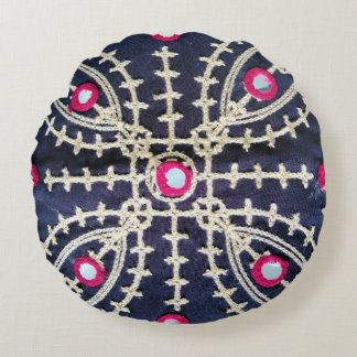 Traditional Sindhi / Balochi Design Throw Pillow