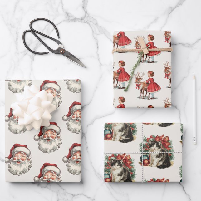 Traditional Vintage Christmas Wrapping Paper (Front)