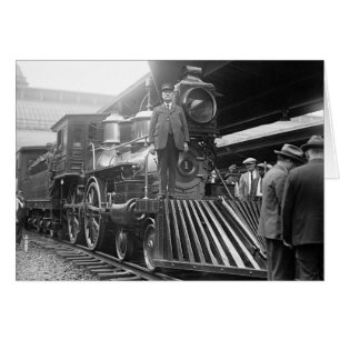 Train à vapeur en gare, 1923