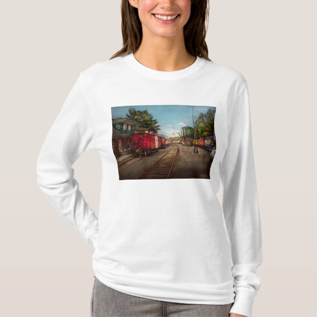 Train - Caboose - Tickets Please T-Shirt (Front)
