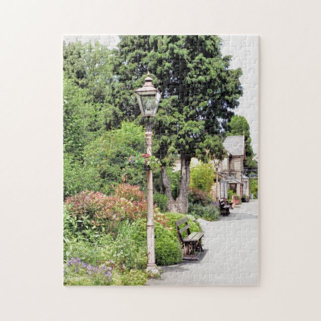 TRAIN STATION JIGSAW PUZZLE (Vertical)