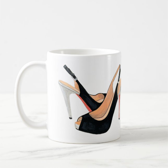 "Travaillera tasse de café noire de talons pour (Gauche)