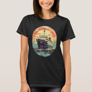 Travel Boat Retro Dad Cruise Captain T-Shirt