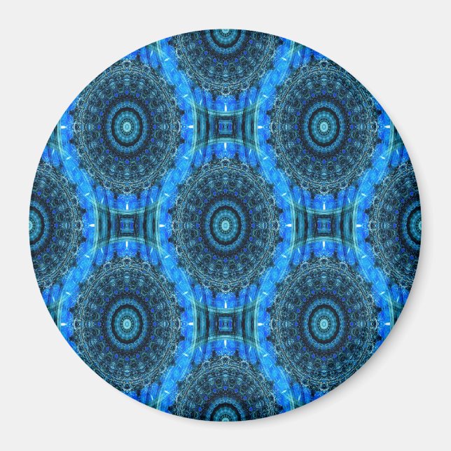Travelling Lace...... Magnet (Front)
